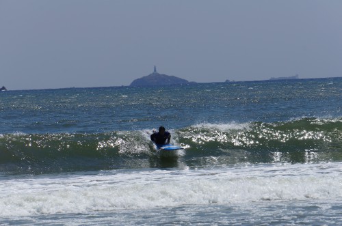 弓ヶ浜でロングボード