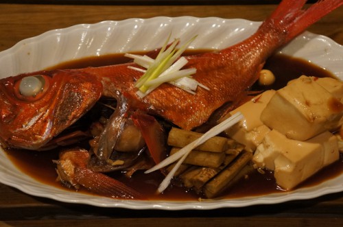 1kgジキンメの半身の煮付け。魚の味を味わいたいので煮汁は京風のアッサリ薄味です。