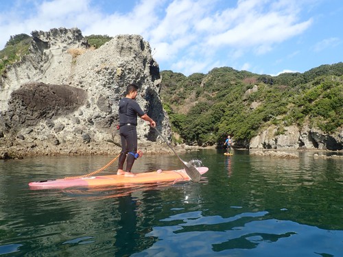 2時間のサップパドリングを終えて子浦漁港に戻って来る