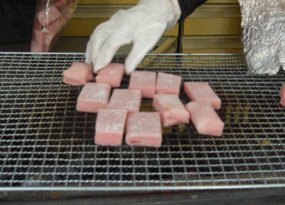 さくら餅の炭火焼き